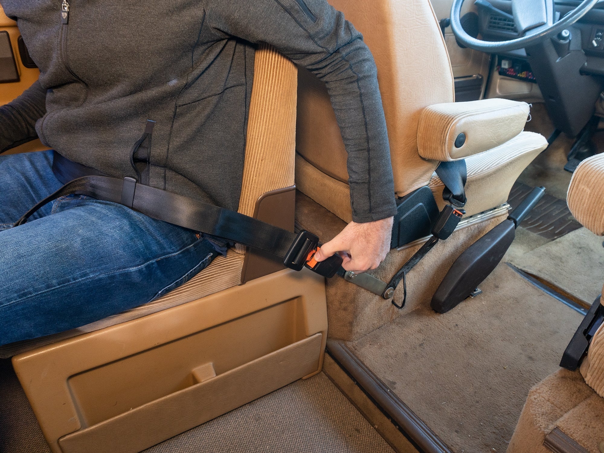 Extension Kit for Seat Belt Receiver - OVERLANDERS Outfitter