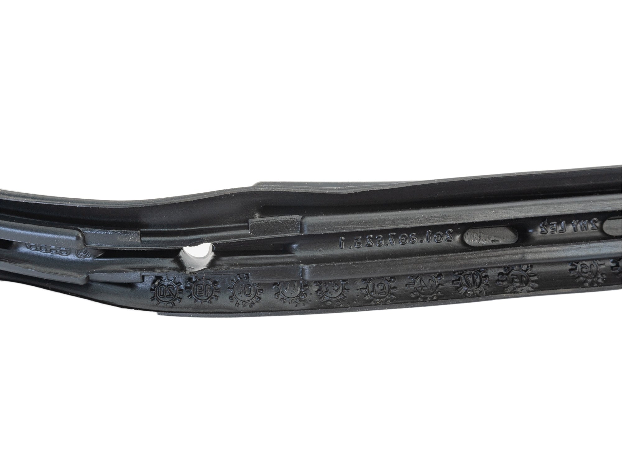 Front Movable Vent Wing Seal R/H [Bus] - OVERLANDERS Outfitter
