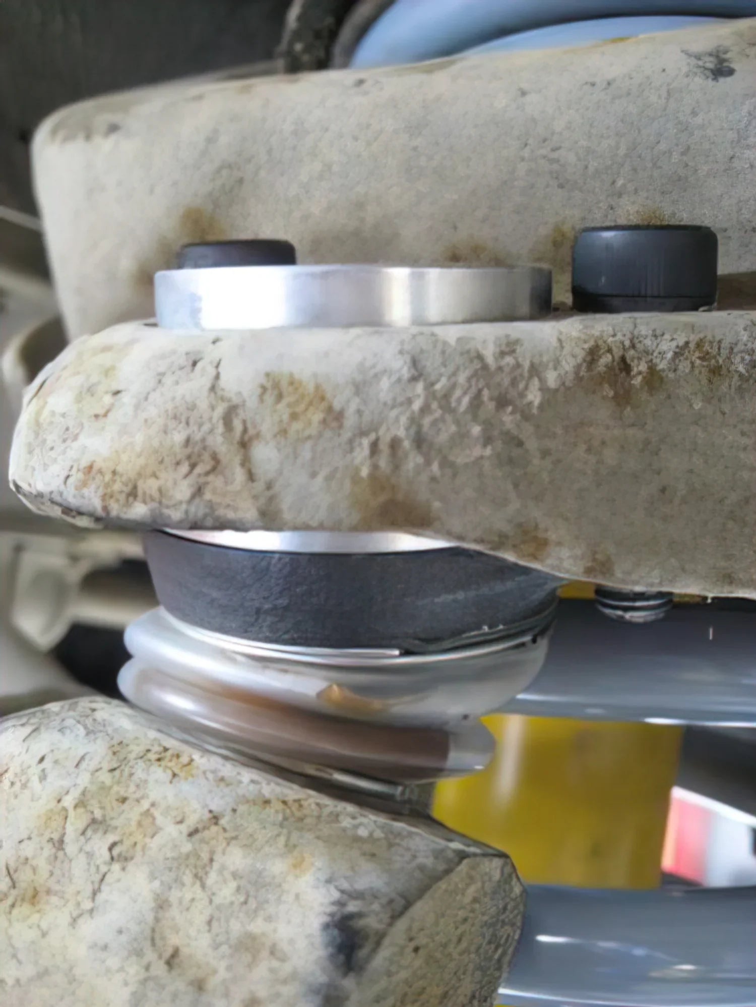 Upper Ball Joint Spacer Kit [Vanagon] - OVERLANDERS Outfitter