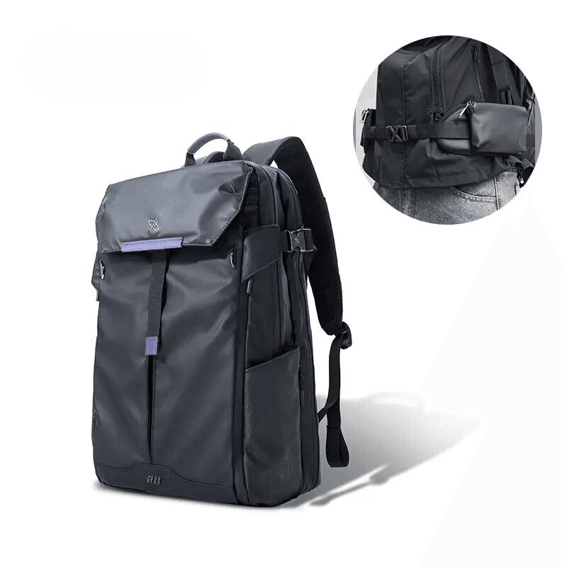 Bean's Moto Booth GYXX™ Zues expandable motorcycle backpack with multiple compartments and padded straps for comfortable riding.