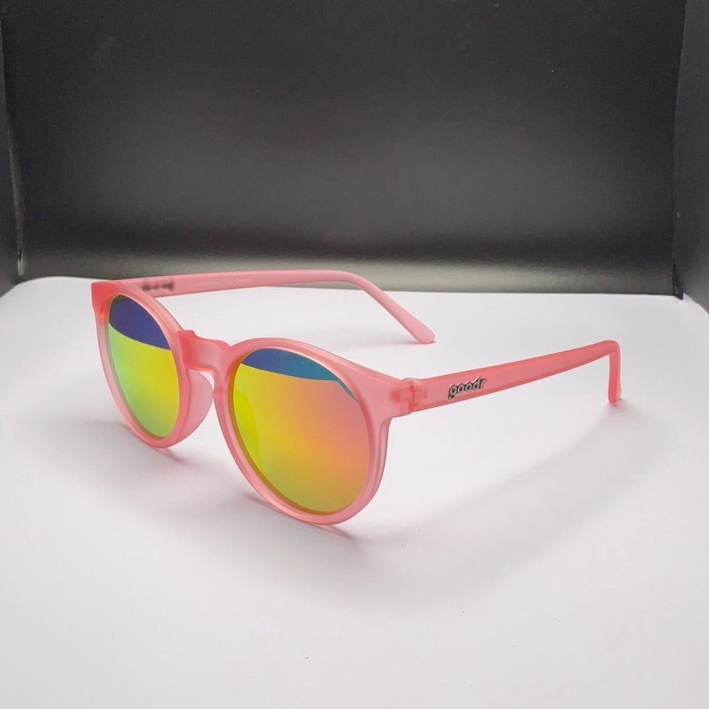 Rare Air Discs Influencers Pay Double Circle G polarized sunglasses with black frames and tinted lenses, stylish accessories for sunny days.