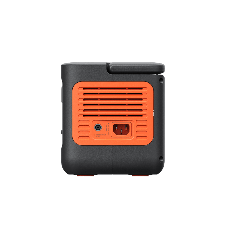 Jackery Solar Generator  300 v2 - OVERLANDERS Outfitter
