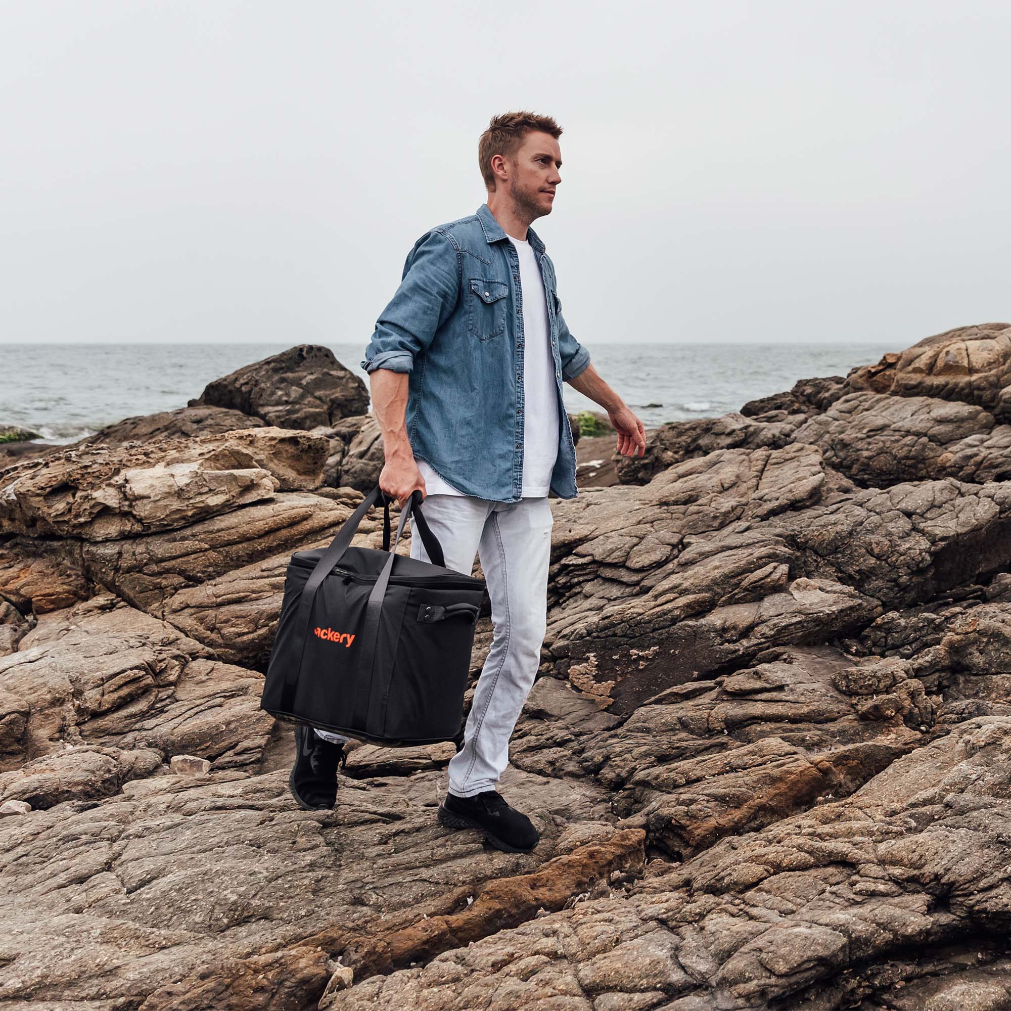 Jackery upgraded carrying case (L) in black, designed for protecting and transporting portable power stations.
