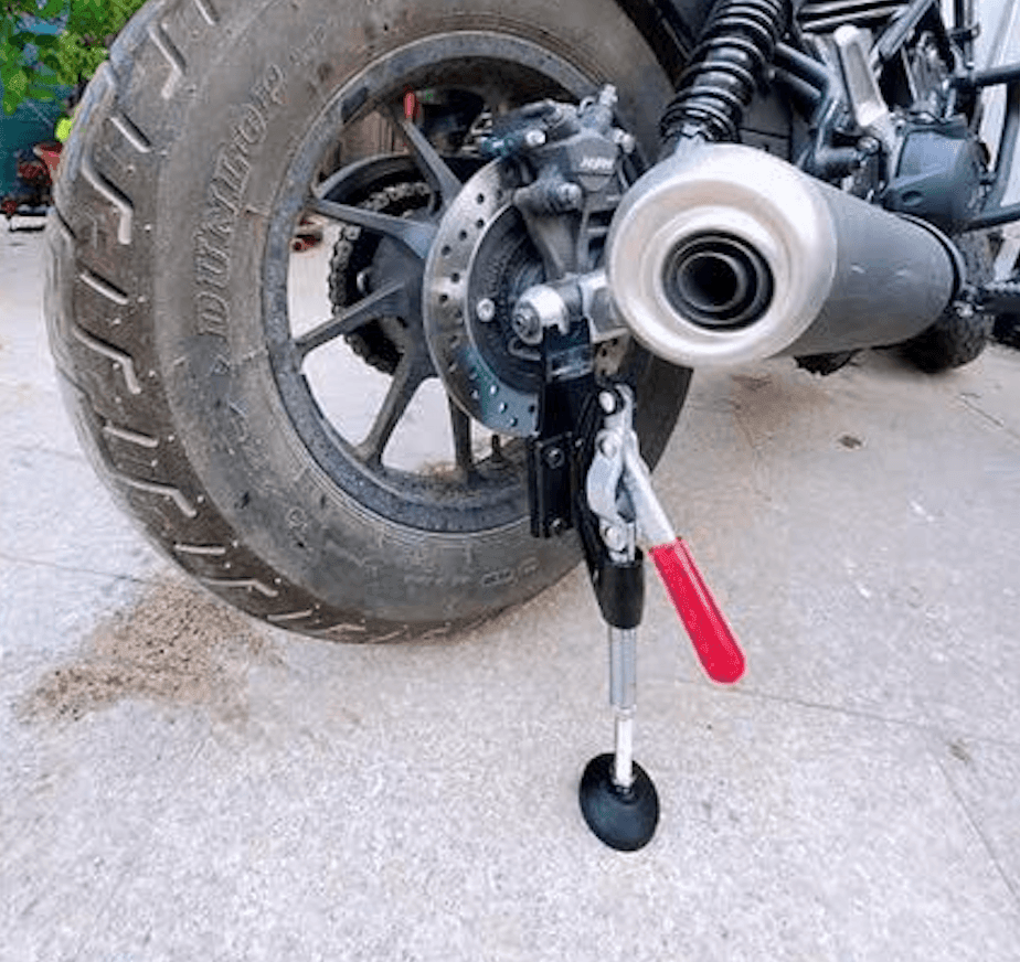 JSAMAE™ Portable Motorcycle Lift Jack from Bean's Moto Booth, showing compact design and sturdy build for motorcycle maintenance.