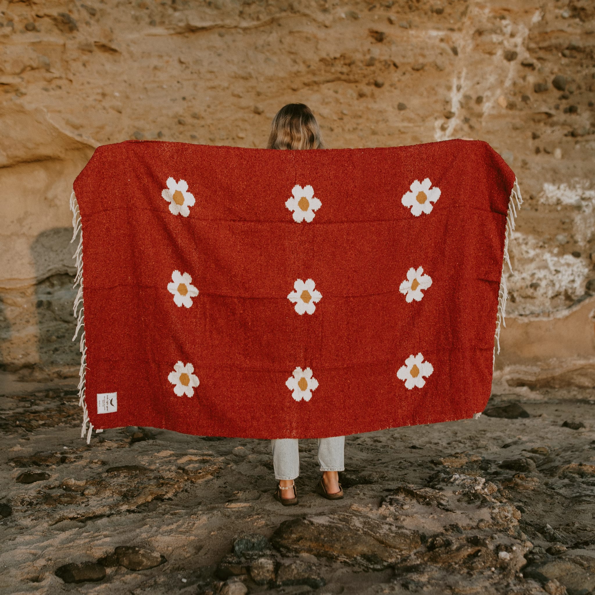 Lazy Daisy Blanket - OVERLANDERS Outfitter