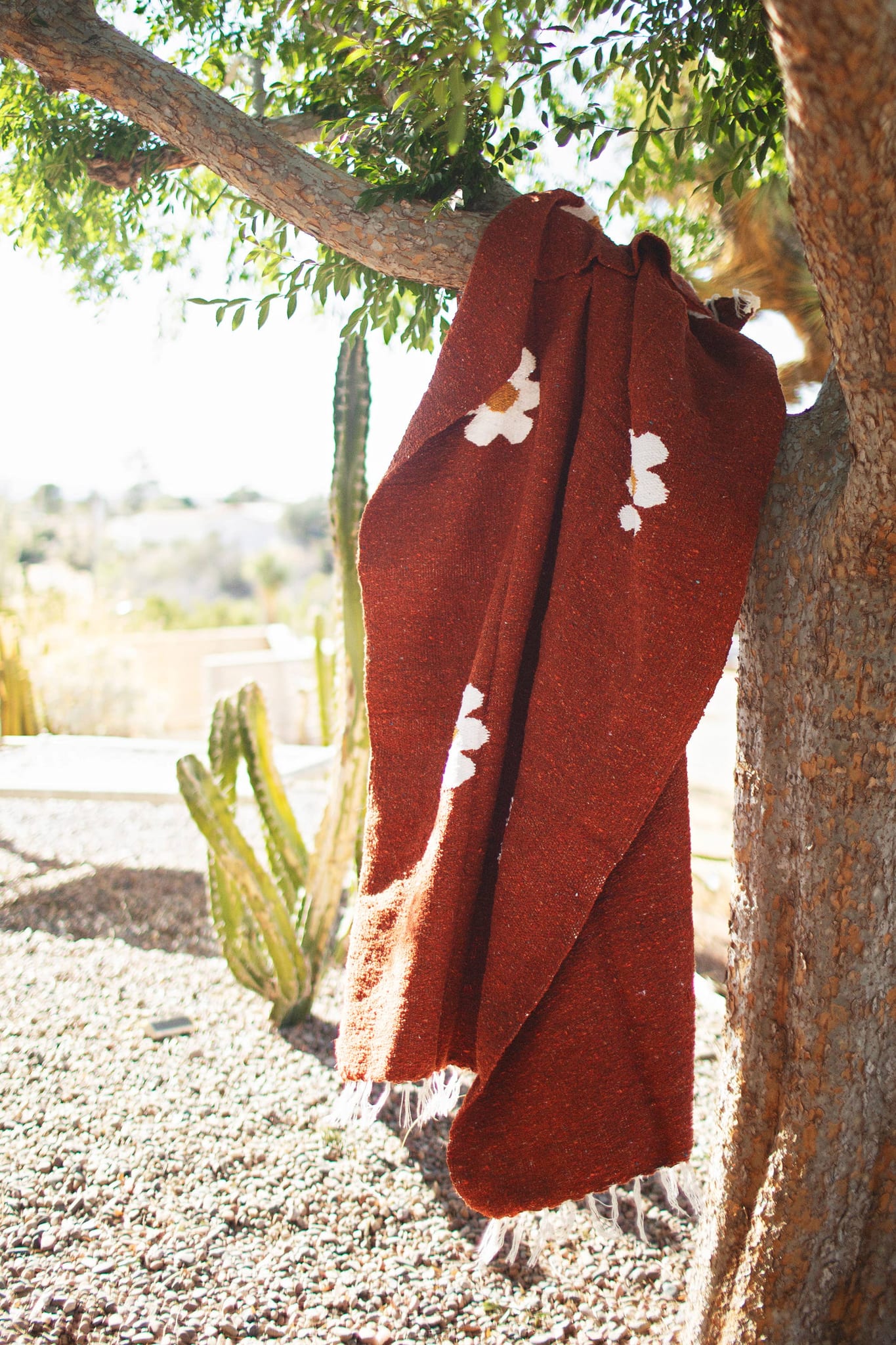 Lazy Daisy Blanket - OVERLANDERS Outfitter
