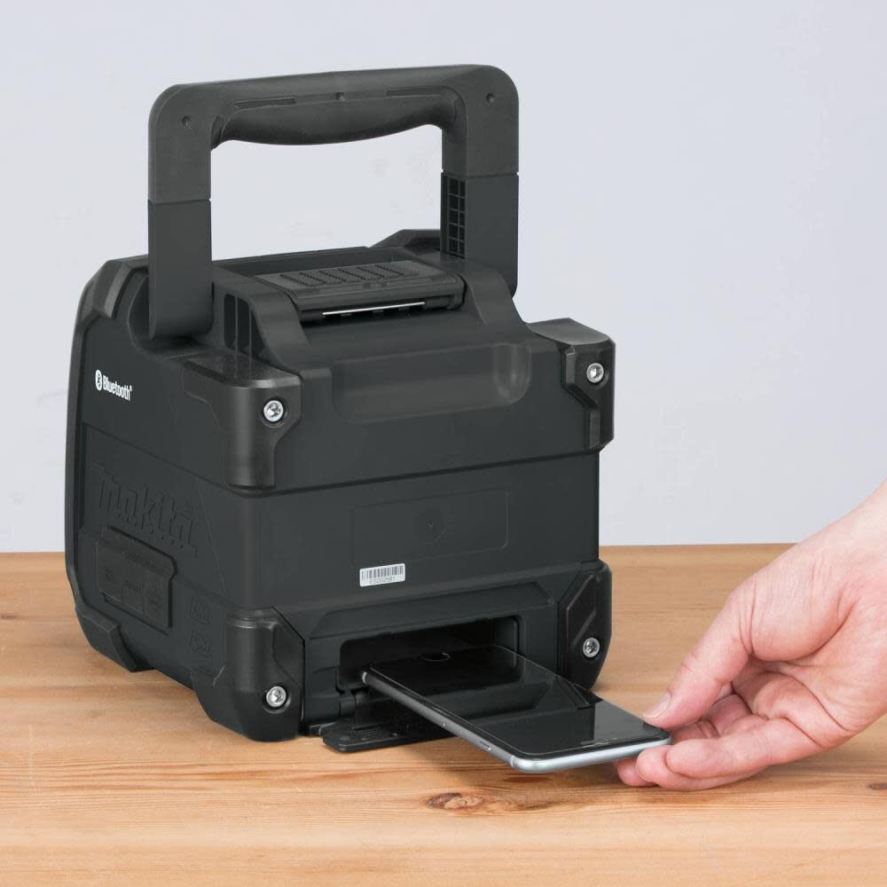 Makita XRM08B 18V LXT / 12V max CXT Cordless Bluetooth Job Site Speaker - OVERLANDERS Outfitter