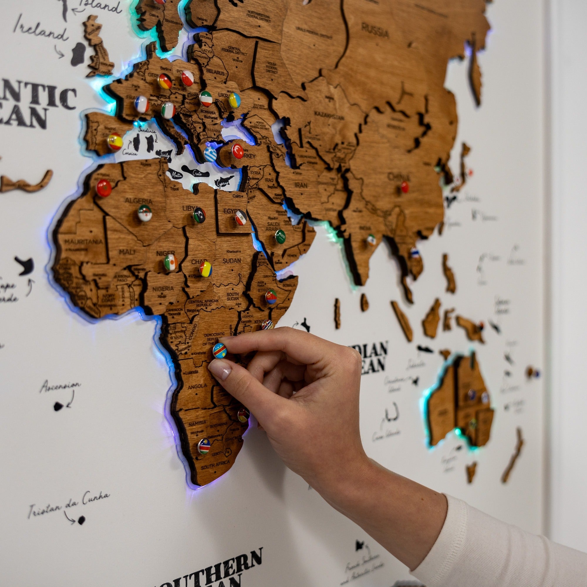 Map on Board LED 2.0 Oak