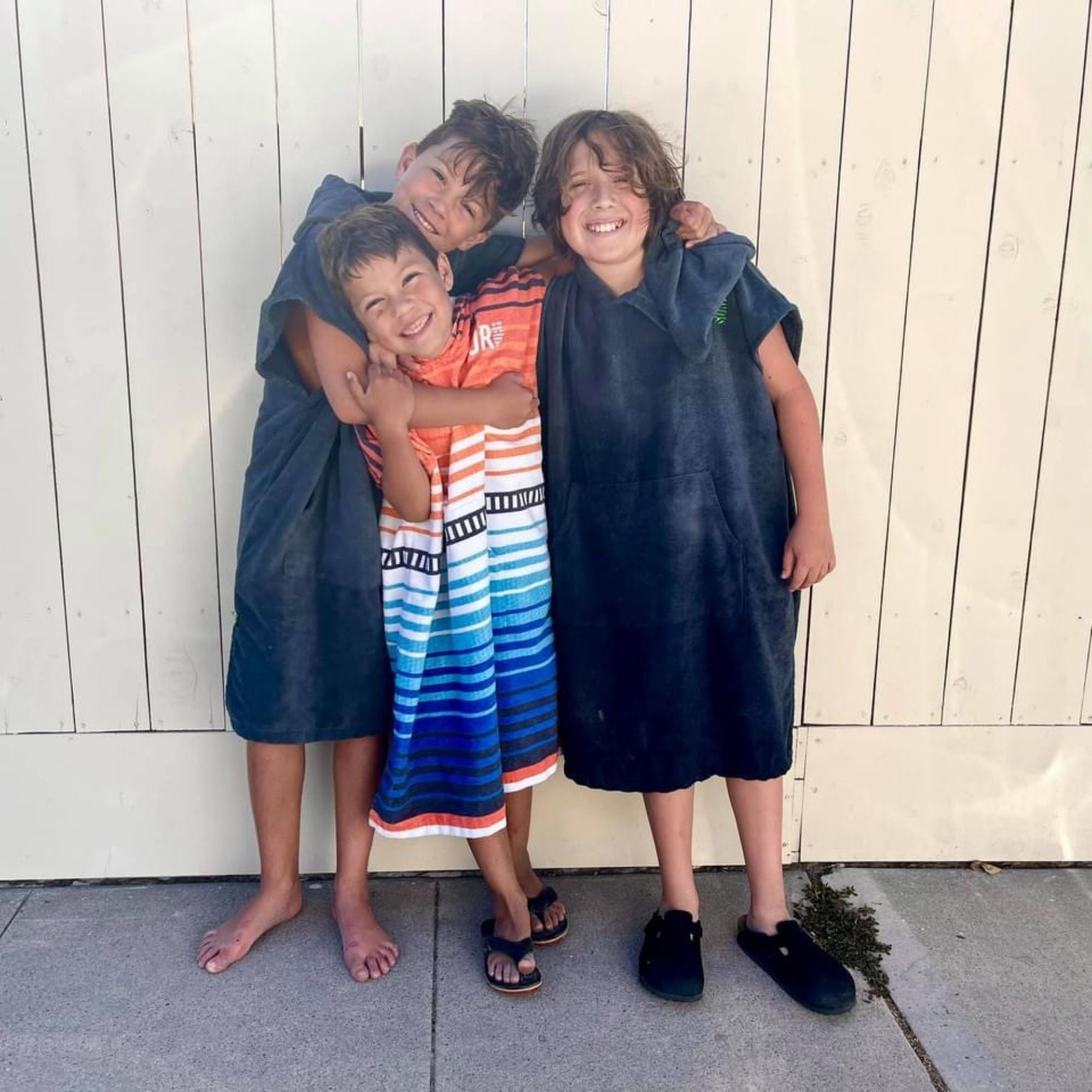 Kids Changing Towel Poncho - Solid Colors - OVERLANDERS Outfitter