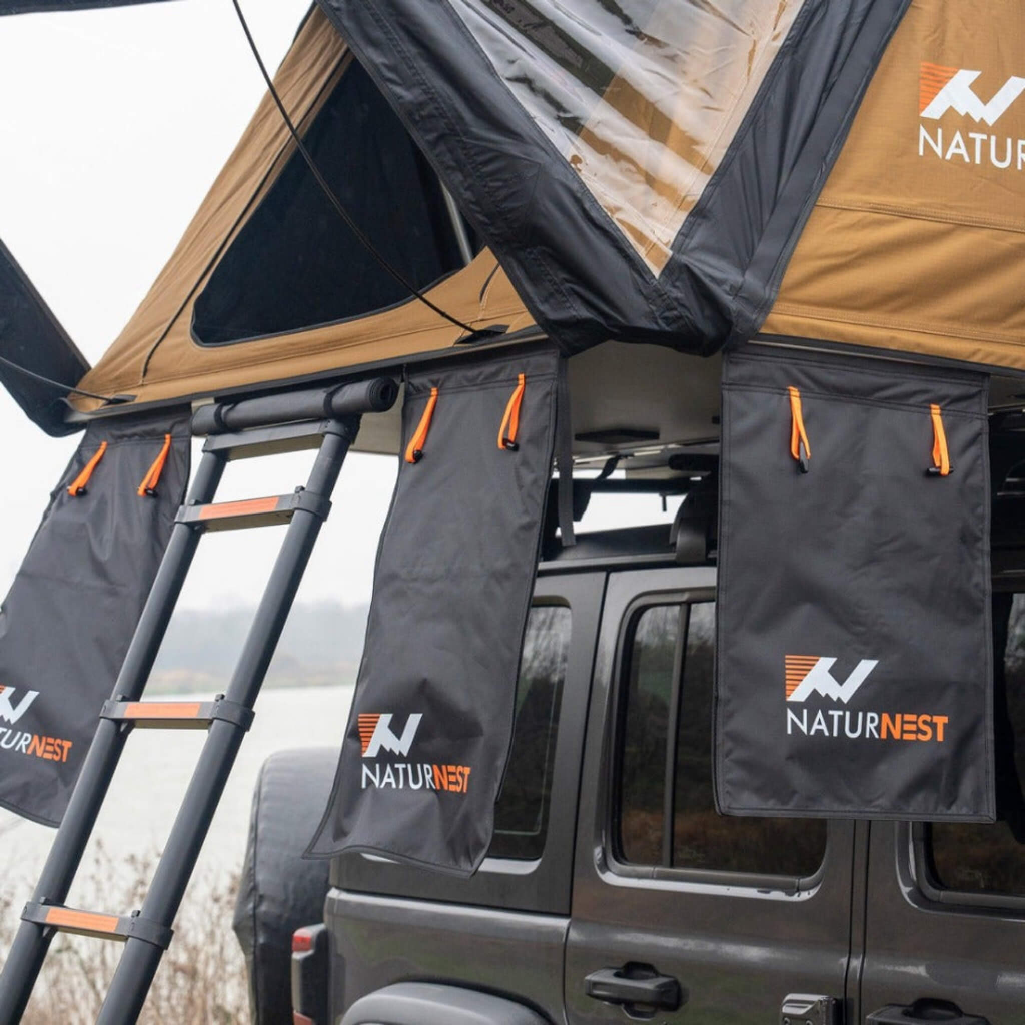 Naturnest Sirius 2 Premium 2XL 3-Person Clamshell Rooftop Tent (SAK91382) - OVERLANDERS Outfitter
