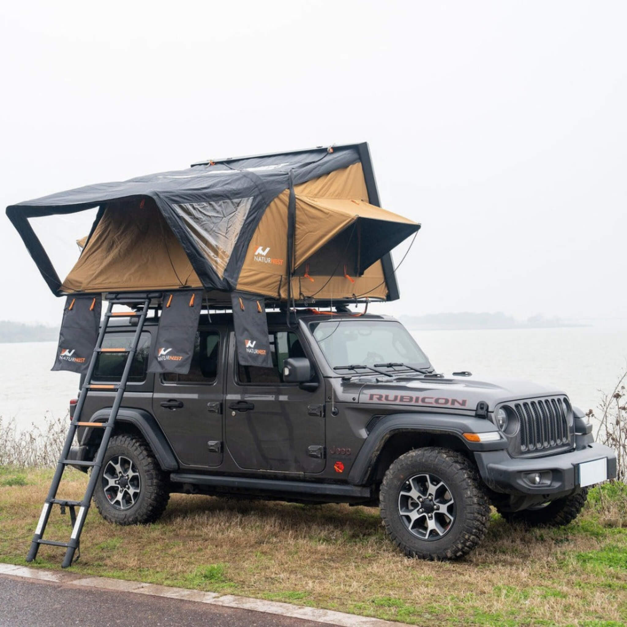 Naturnest Sirius 2 Premium 2XL 3-Person Clamshell Rooftop Tent (SAK91382) - OVERLANDERS Outfitter