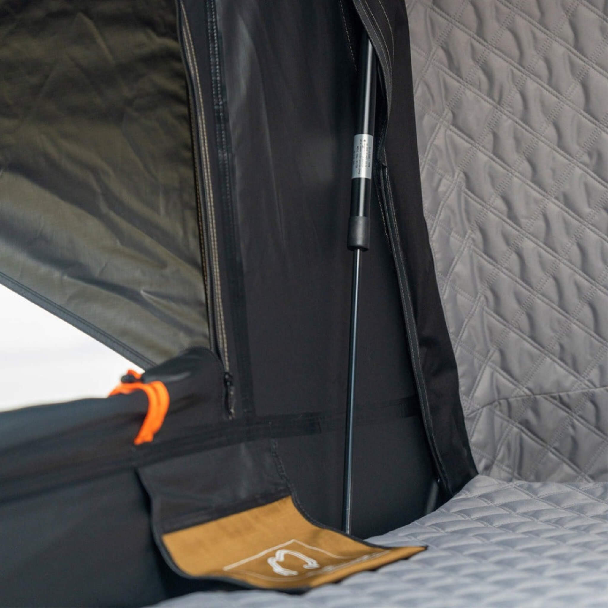 Naturnest Sirius 2 Premium 2XL 3-Person Clamshell Rooftop Tent (SAK91382) - OVERLANDERS Outfitter