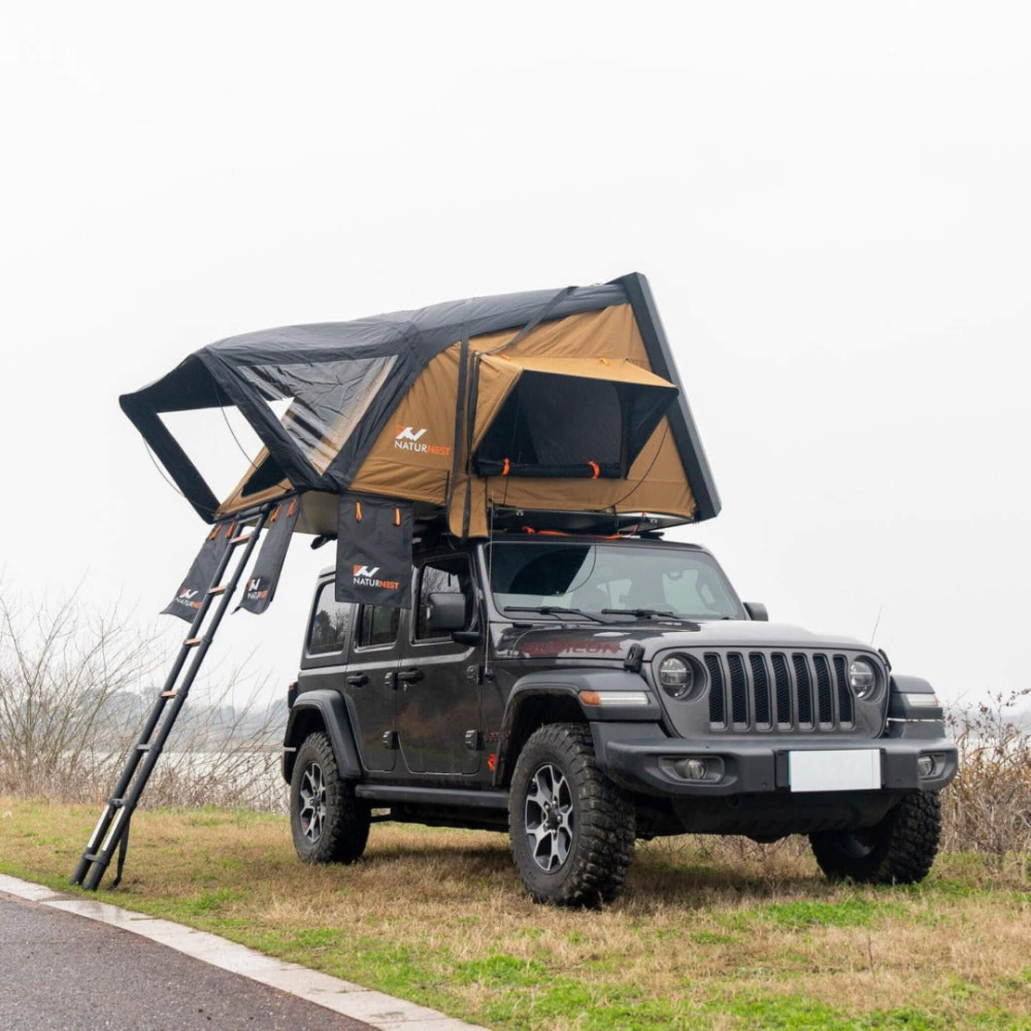 Naturnest Sirius 2 Premium 2XL 3-Person Clamshell Rooftop Tent (SAK91382) - OVERLANDERS Outfitter