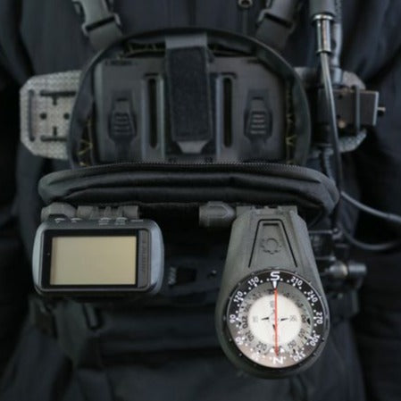 NavBoard FlipLite FLAP 2.0 navigation device displayed on a mannequin, showcasing its sleek design and functionality.
