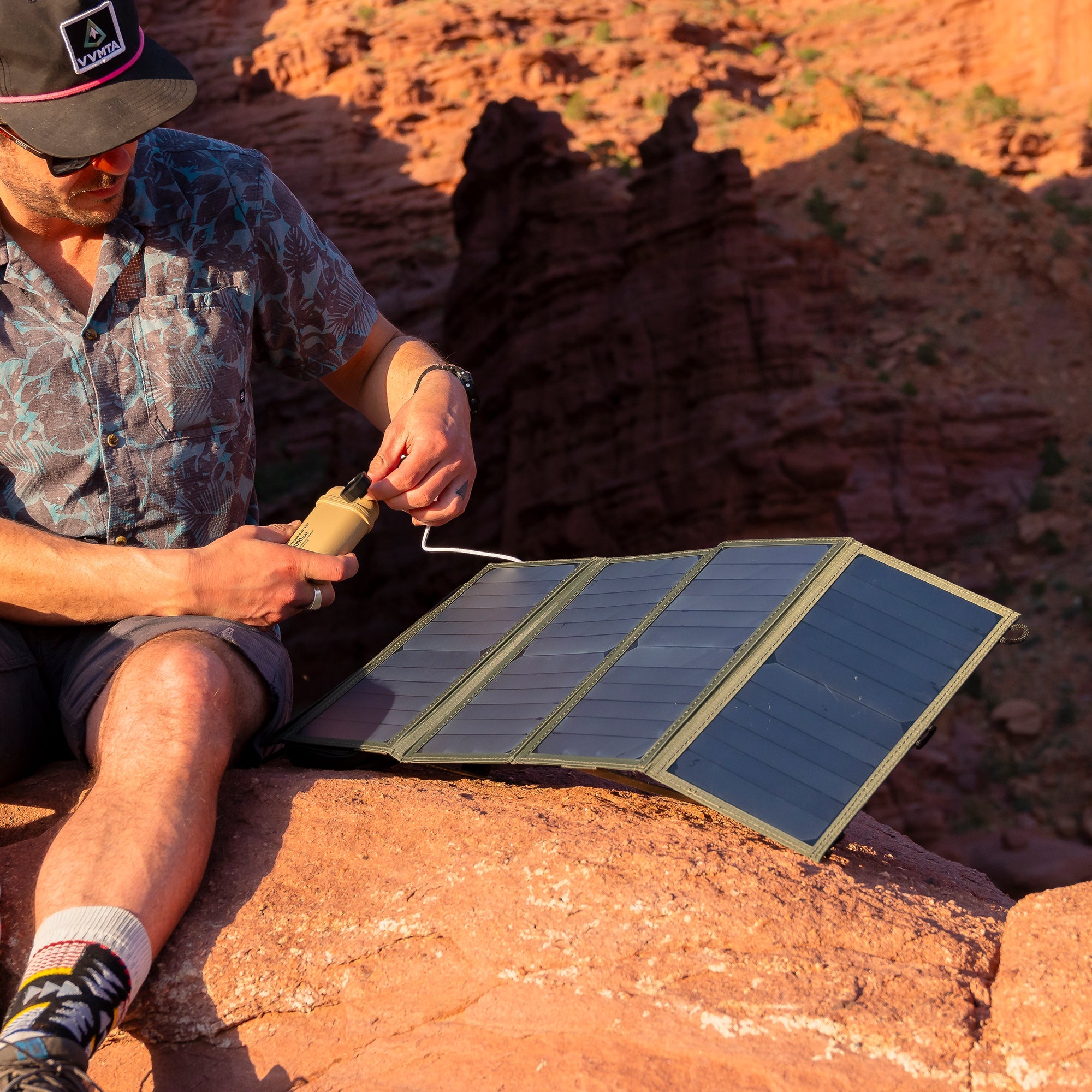 10000mAh Power Bank - OVERLANDERS Outfitter