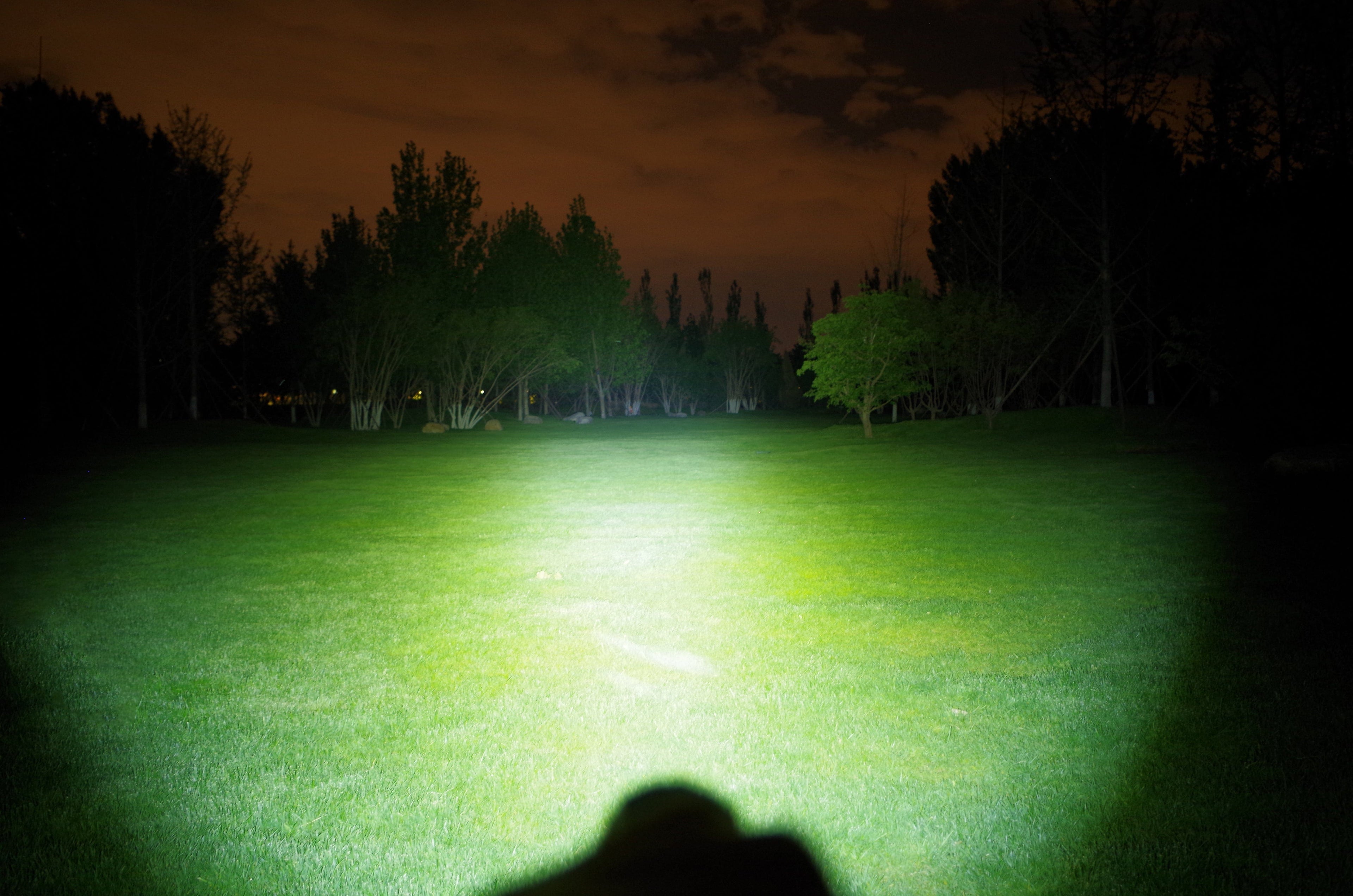 SFT2 Tactical TA30C Max flashlight kit showcasing mounted light with 3000 lumens in a tactical design.