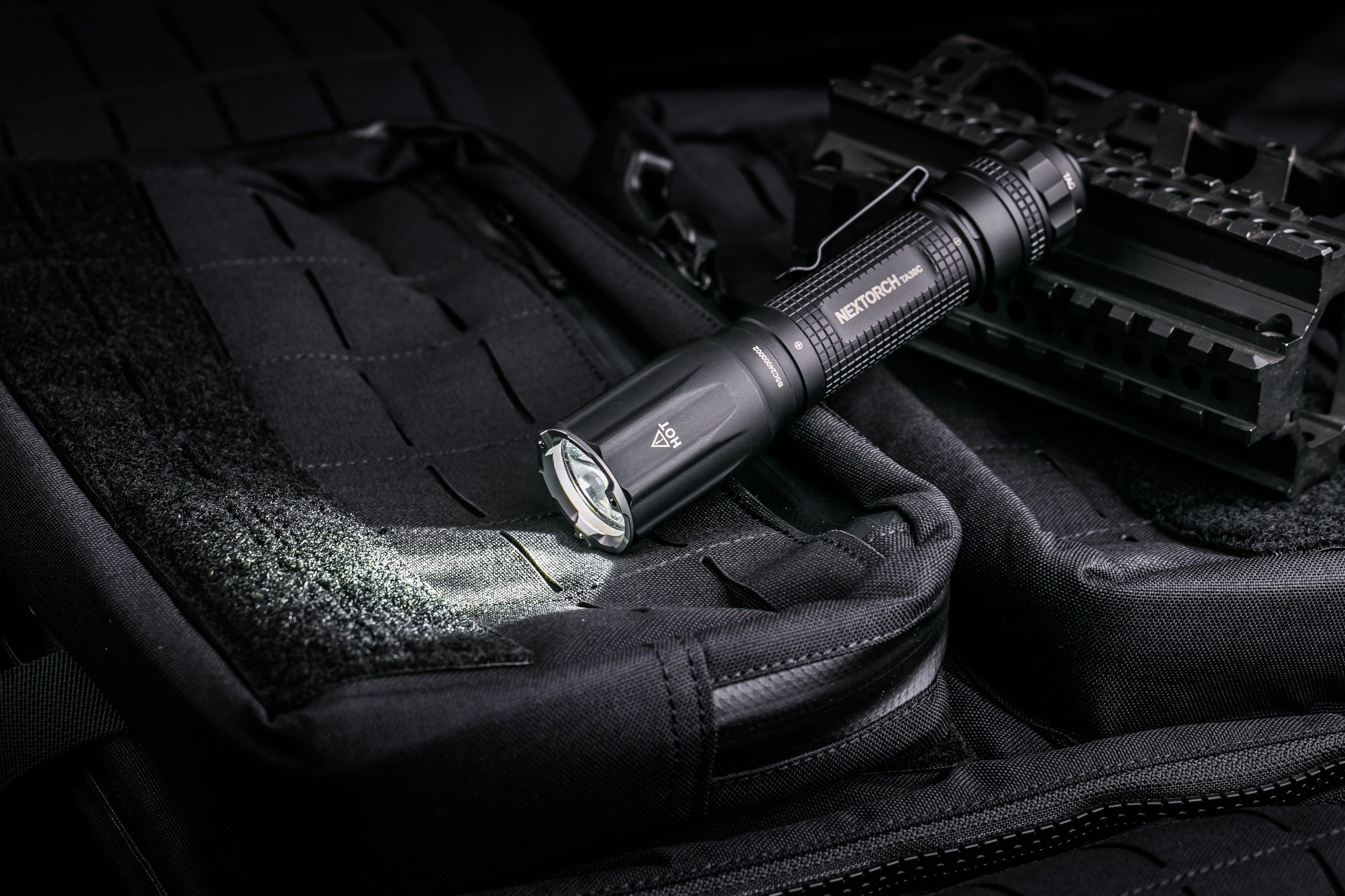 SFT2 Tactical TA30C mounted flashlight package with 1600 lumens, showcasing the flashlight and accessories.