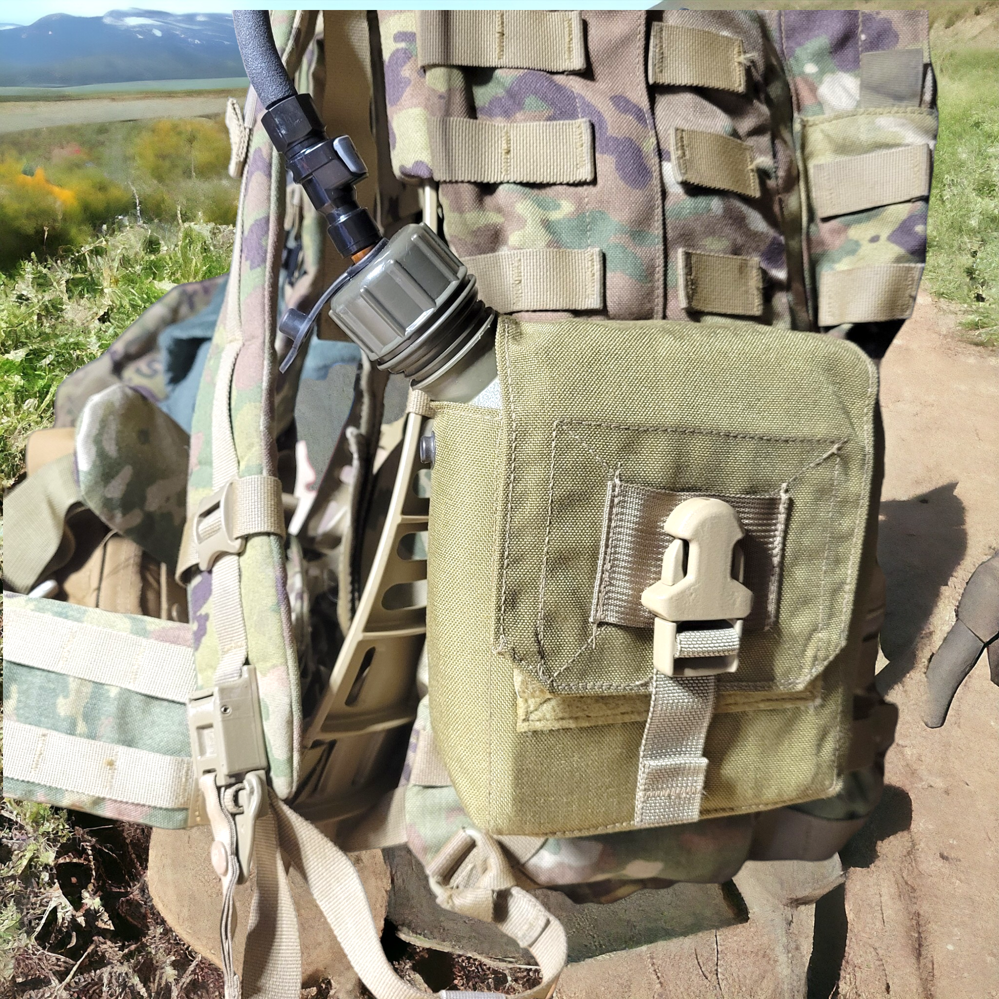 USGI 2-Quart Canteen Hydration Kit