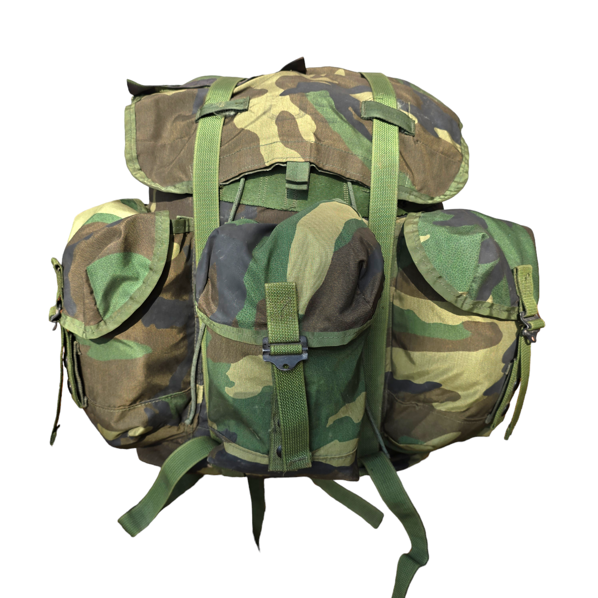 Onethiefsurplus ALICE Medium Rucksack for camping and hiking with adjustable straps and multiple compartments.