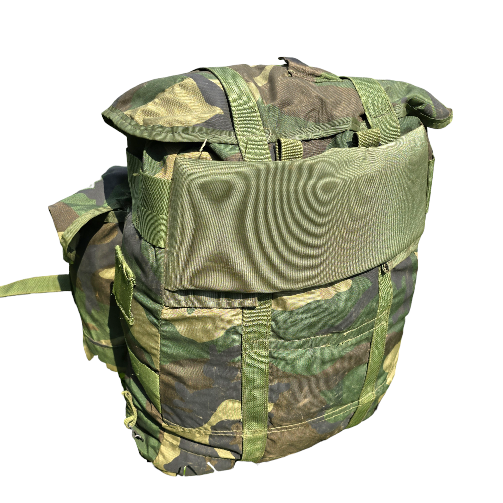 Onethiefsurplus ALICE Medium Rucksack for camping and hiking with multiple compartments and adjustable straps.