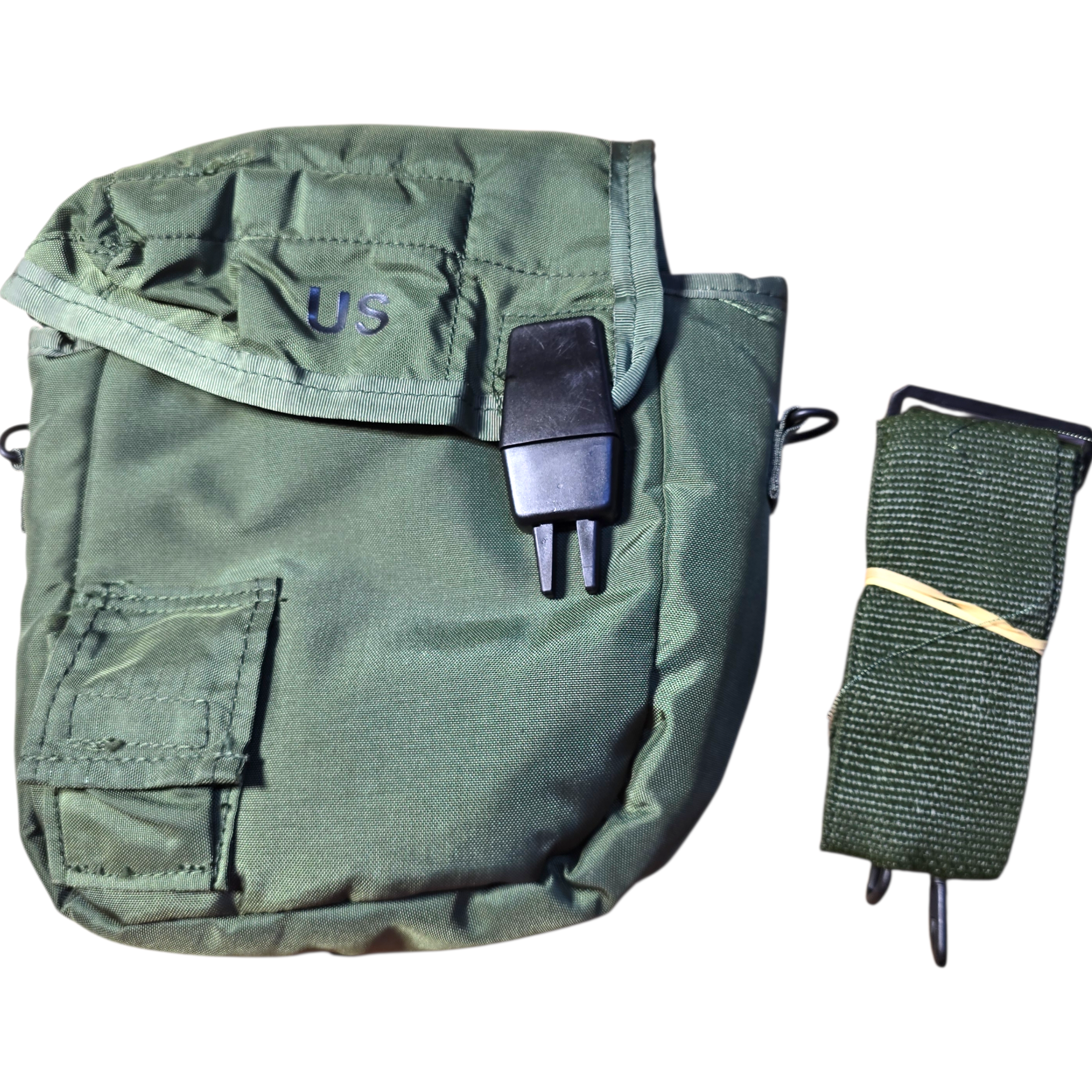 Two quart canteen cover with strap for camping and hiking, made by onethiefsurplus, shown with adjustable strap and durable fabric.