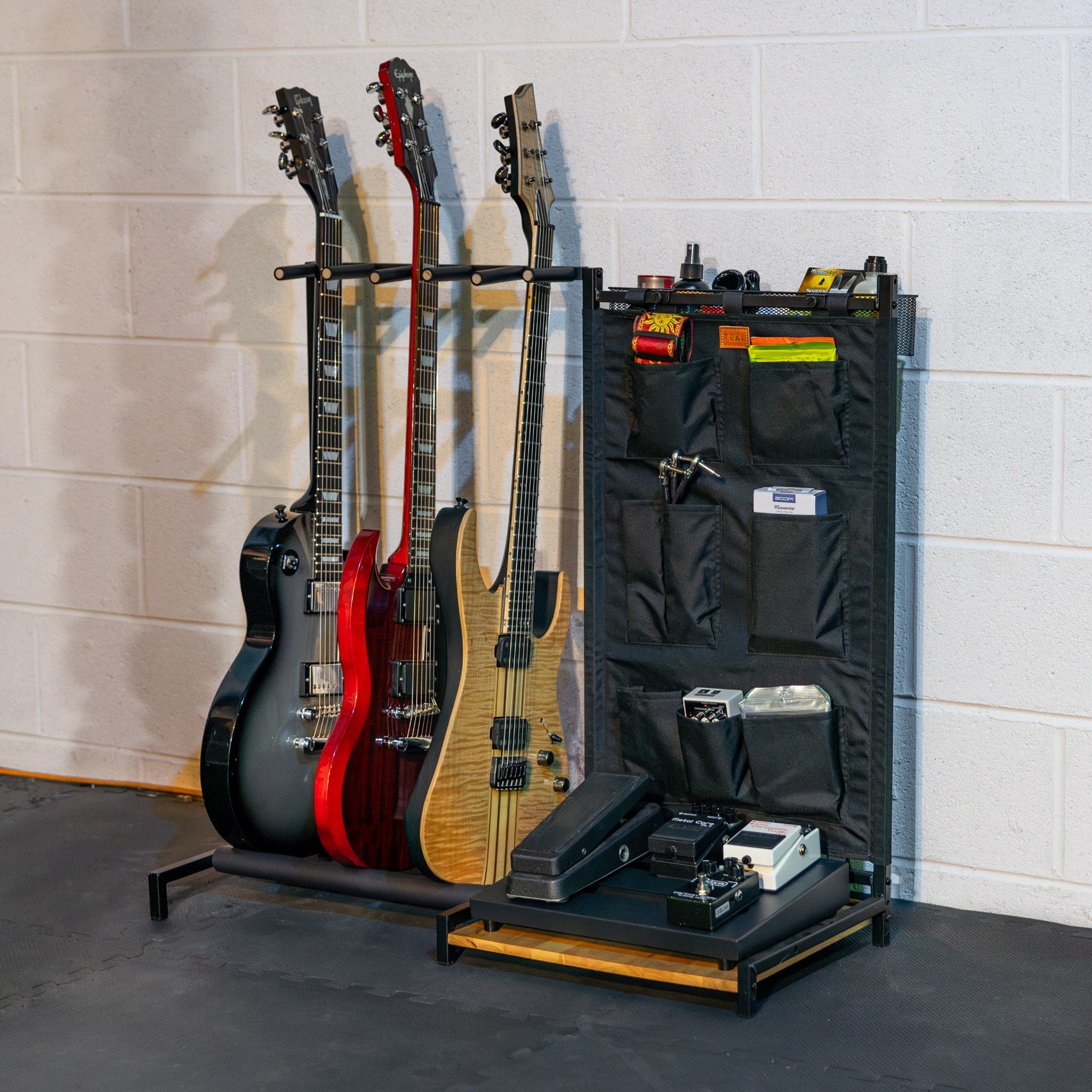 The Opener 5-Slot Guitar Rack | Black - OVERLANDERS Outfitter