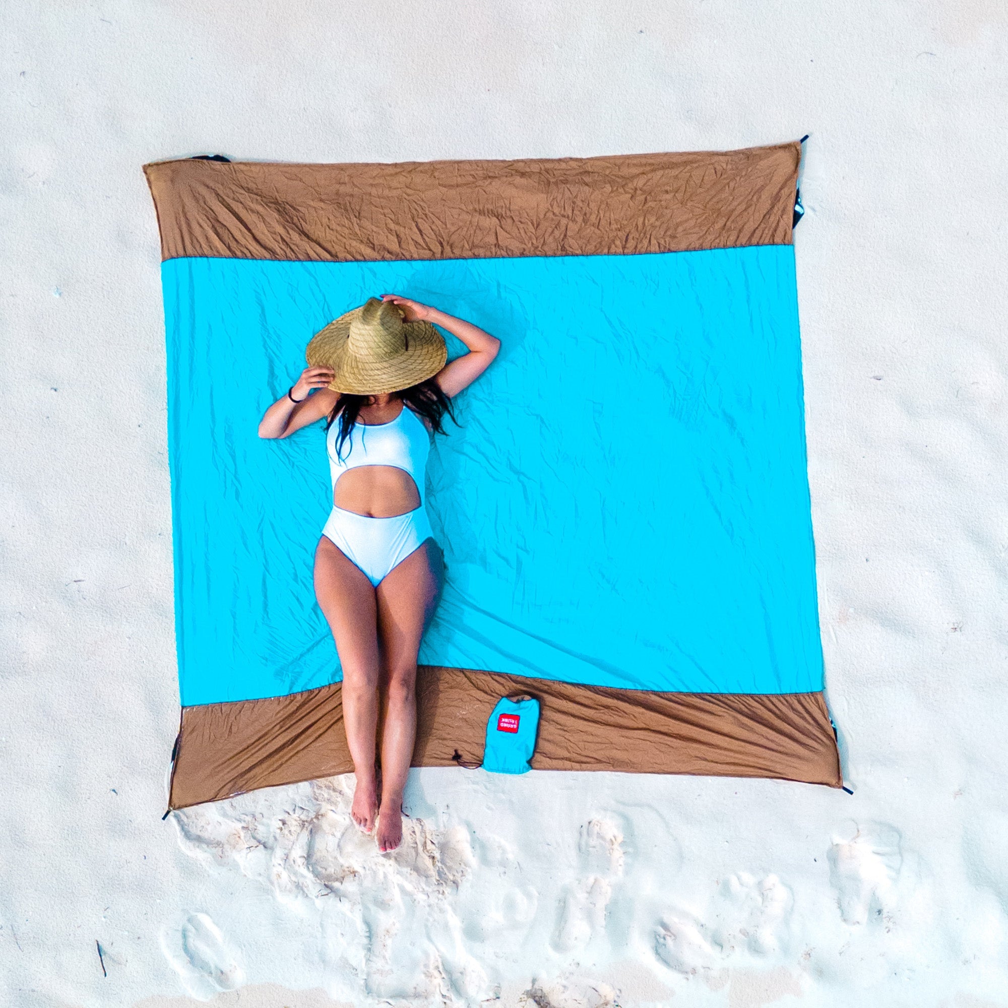 Parasheet® Beach Blanket - We The Collective