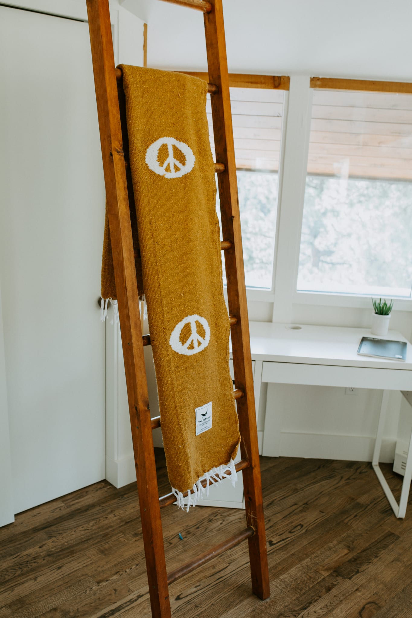 Peace Blanket - OVERLANDERS Outfitter