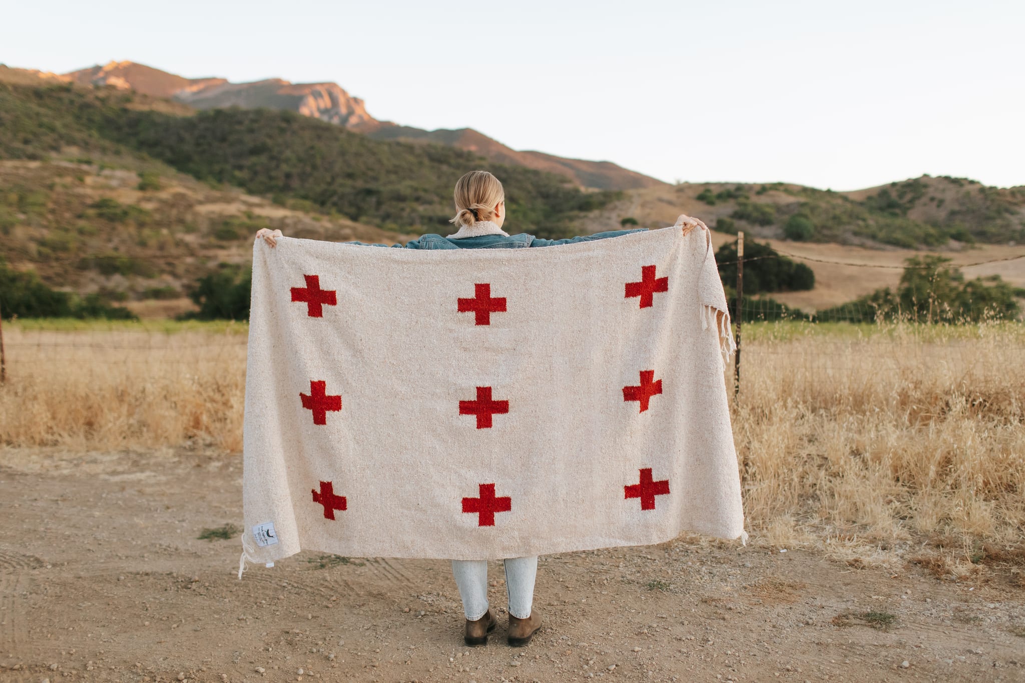 Positive Vibrations Blanket - OVERLANDERS Outfitter