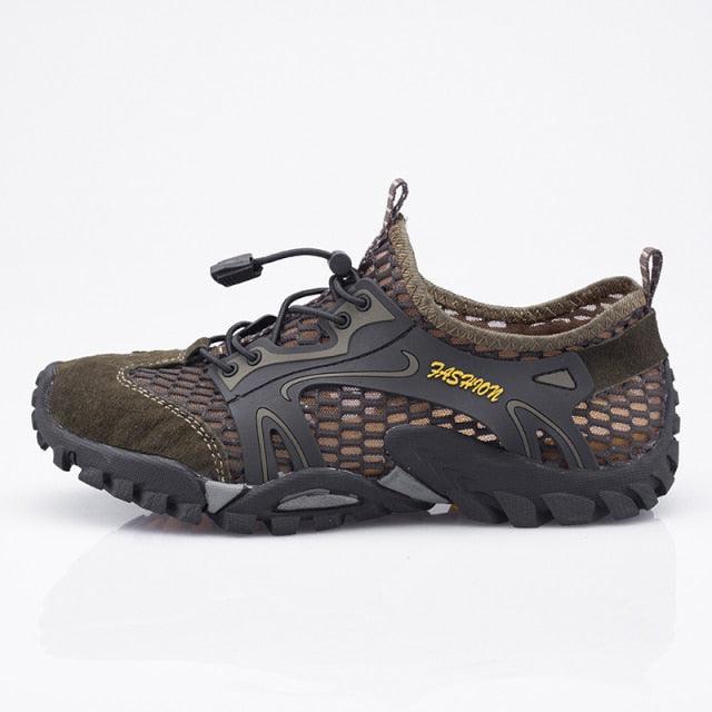 Stevvex men's quick-dry water shoes with slip-on design, ideal for beach, hiking, surfing, boating, fishing, yoga, and gym activities.