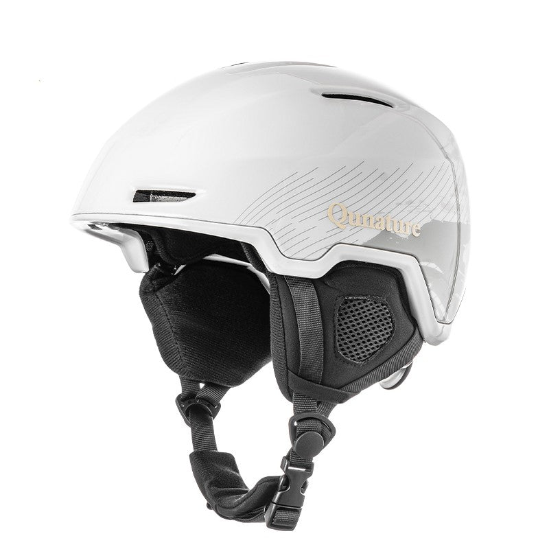 Qunature Global ski helmet with adjustable ventilation and detachable liner for winter sports safety and comfort.