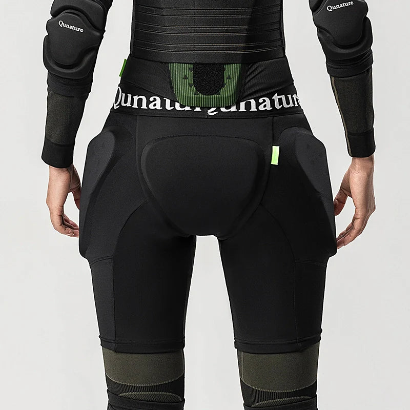Qunature Global ski impact protection pants with EVA foam padding for impact absorption and safety during skiing activities.