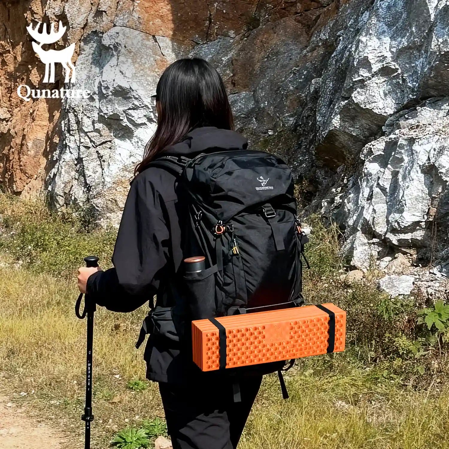 Qunature Global ultralight folding sleeping pad, waterproof with R-Value 1.8, ideal for camping and hiking.