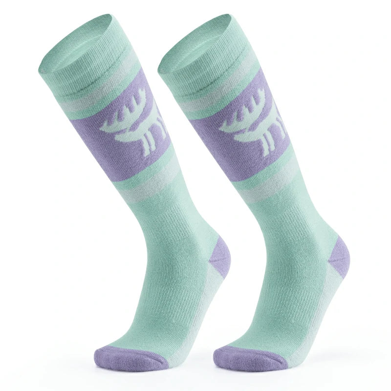 Qunature Global wool ski socks for winter warmth and shock absorption, designed for skiing comfort and insulation.