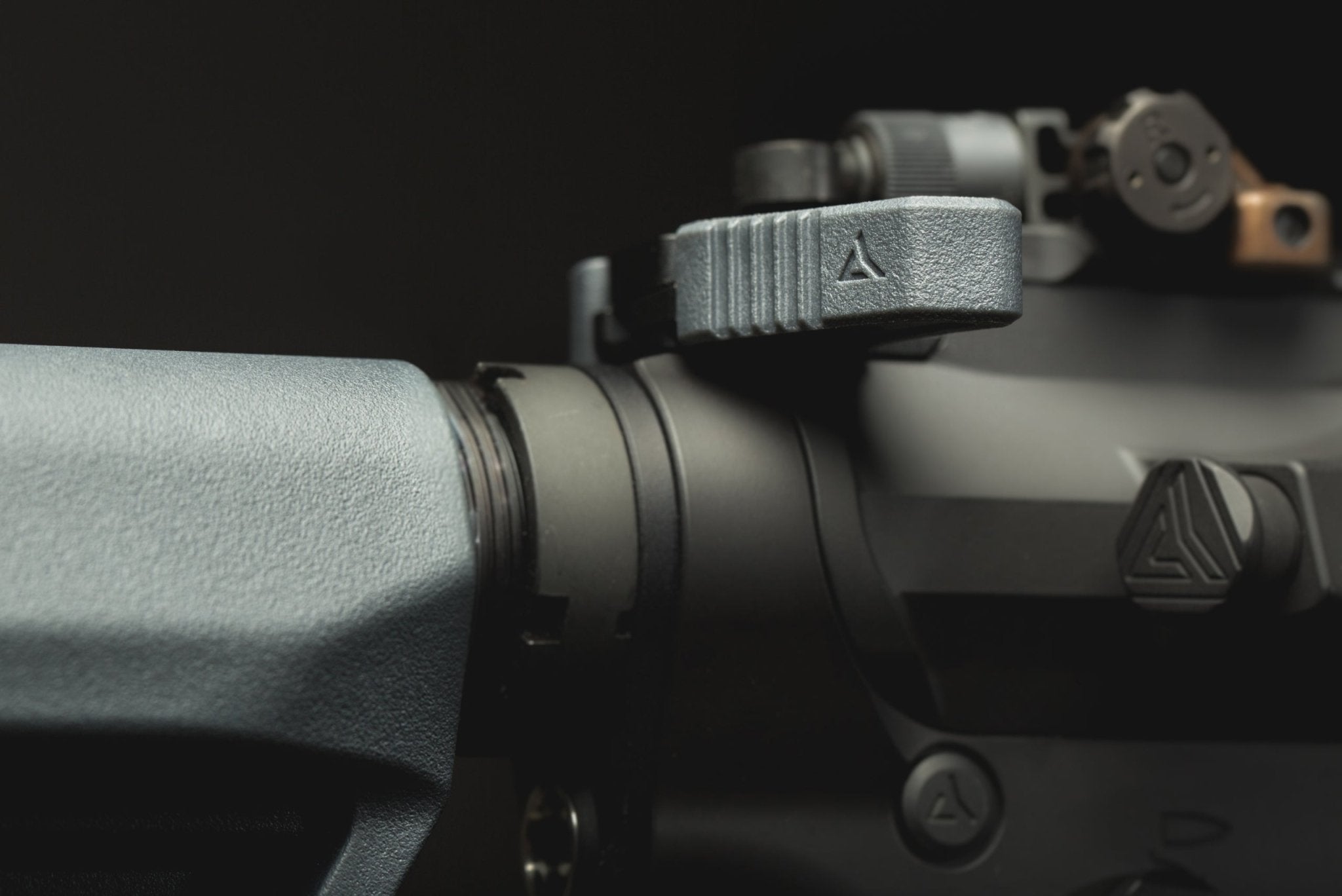 Radian Raptor-LT Ambidextrous Charging Handle - OVERLANDERS Outfitter