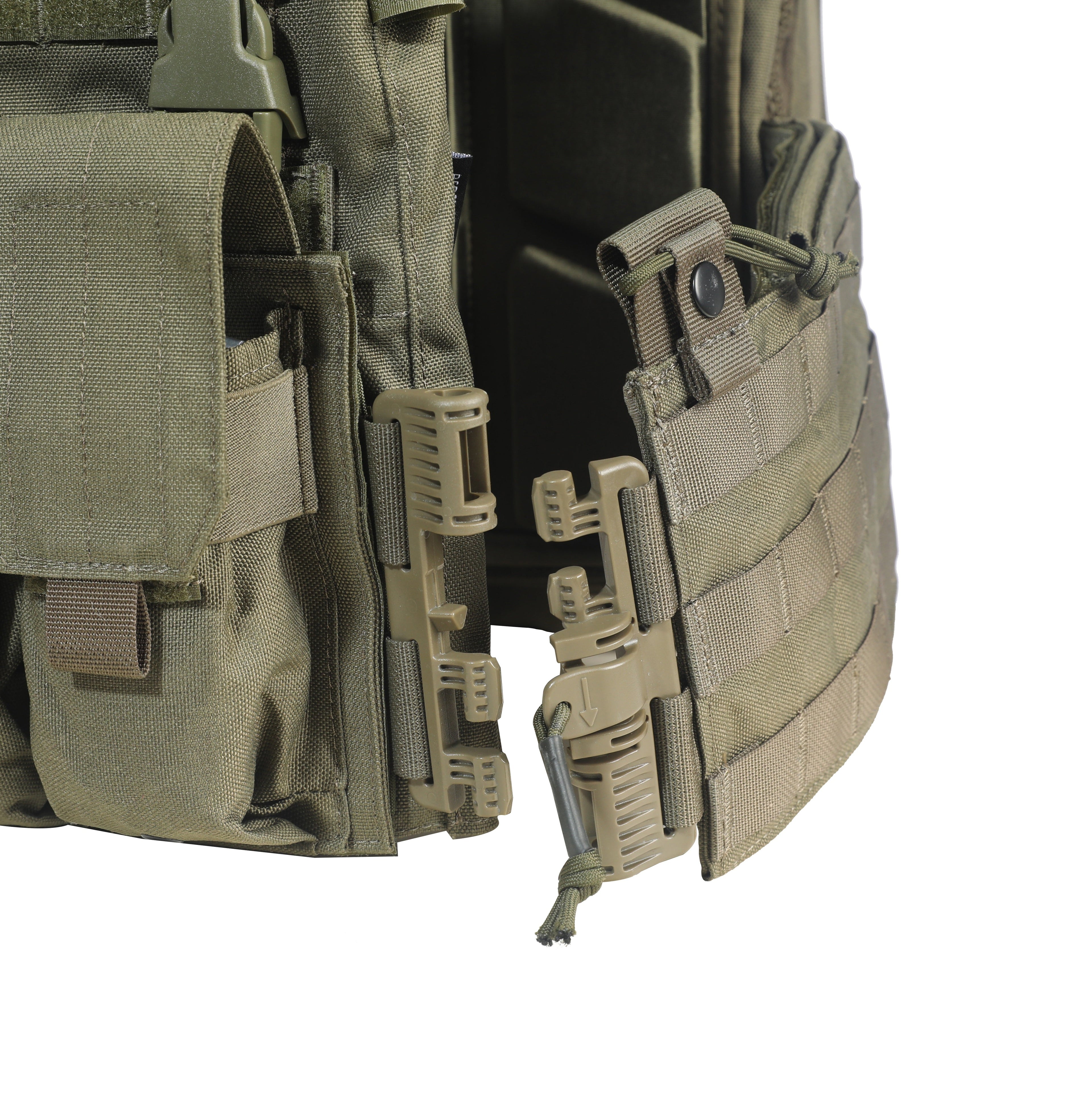 Lightweight Redemption Tactical Archangel 2.0 armor kit with level IV front/back plates and level IIIA side plates.