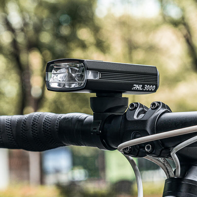 3000 Lumens Bicycle Headlight - OVERLANDERS Outfitter