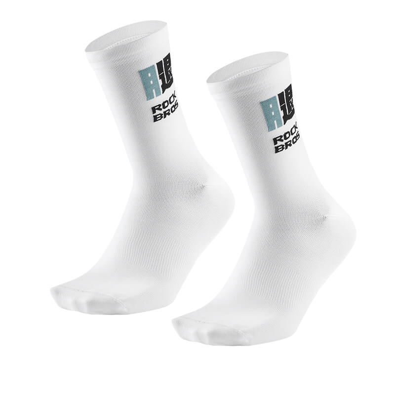Moisture-Wicking Mid-Crew Athletic Socks - OVERLANDERS Outfitter