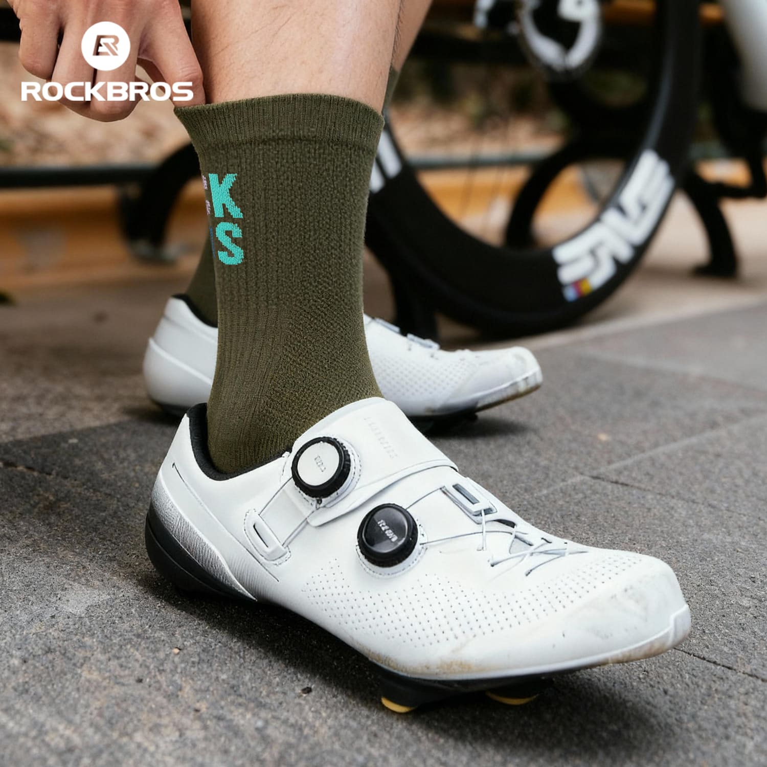 Mid-Calf Breathable Cycling Socks - OVERLANDERS Outfitter