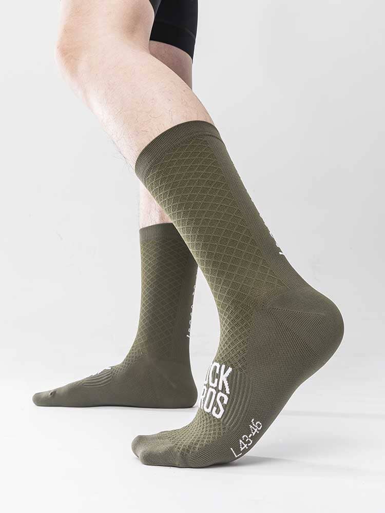 ROAD-TO-SKY Breathable Cycling Socks - OVERLANDERS Outfitter