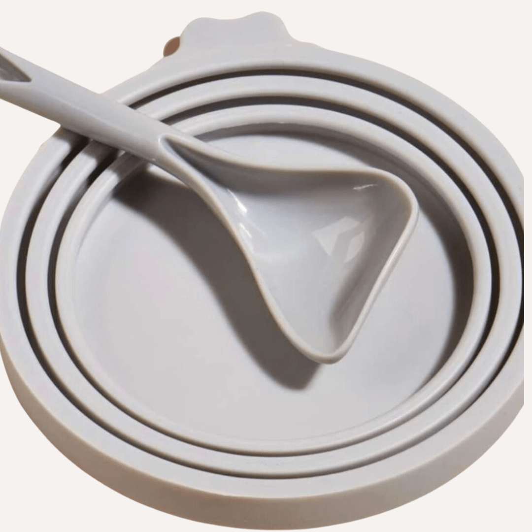 Tilley + Me Pet Food Saver Lid with Spoon - BPA-Free Silicone, Keeps Food Fresh - OVERLANDERS Outfitter