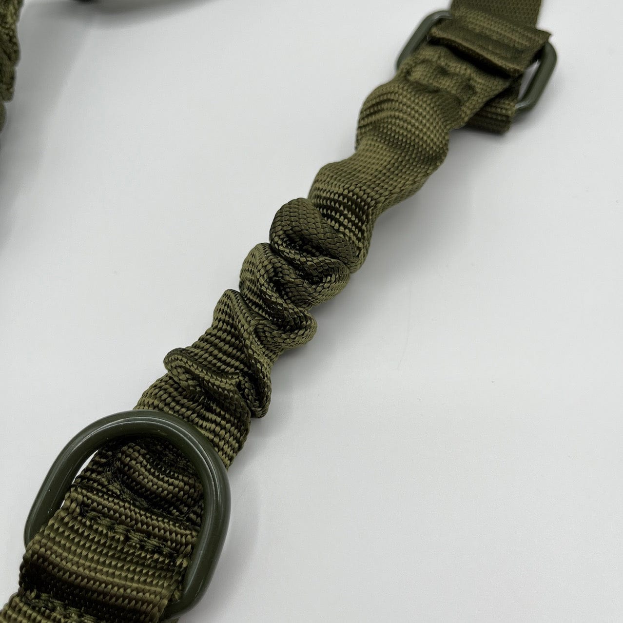 SFT2 Tactical single point bungee sling, featuring adjustable strap and durable materials for tactical use.