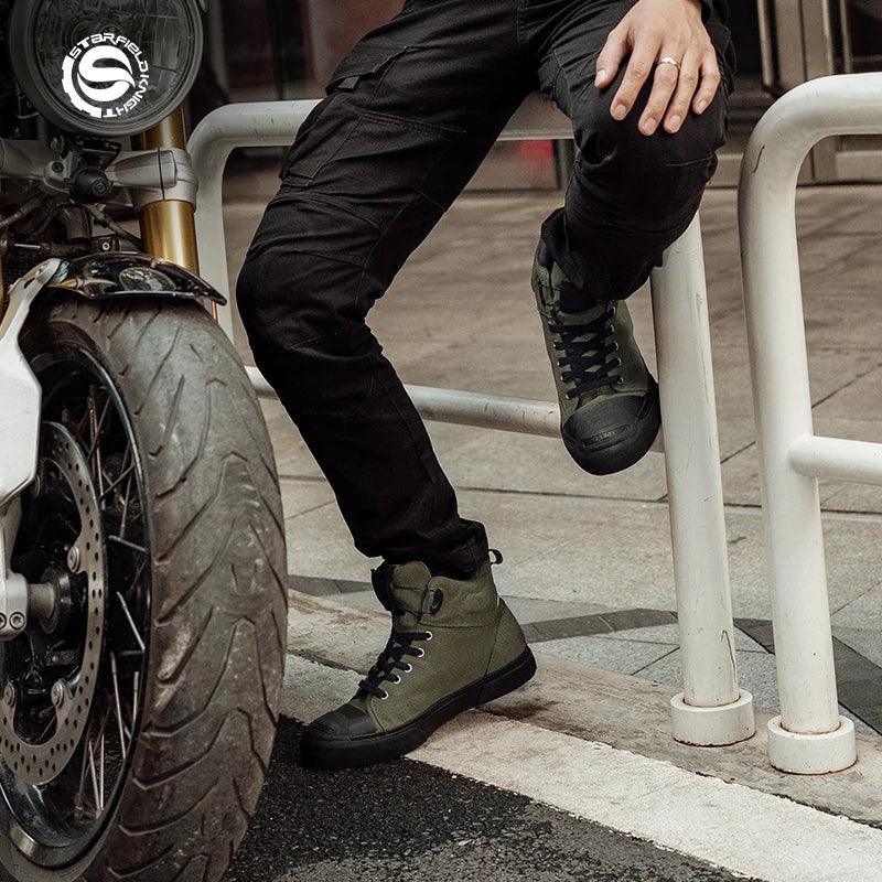 Bean's Moto Booth Star Field Knight casual motorcycle riding shoes with reinforced soles and stylish design for riding comfort.
