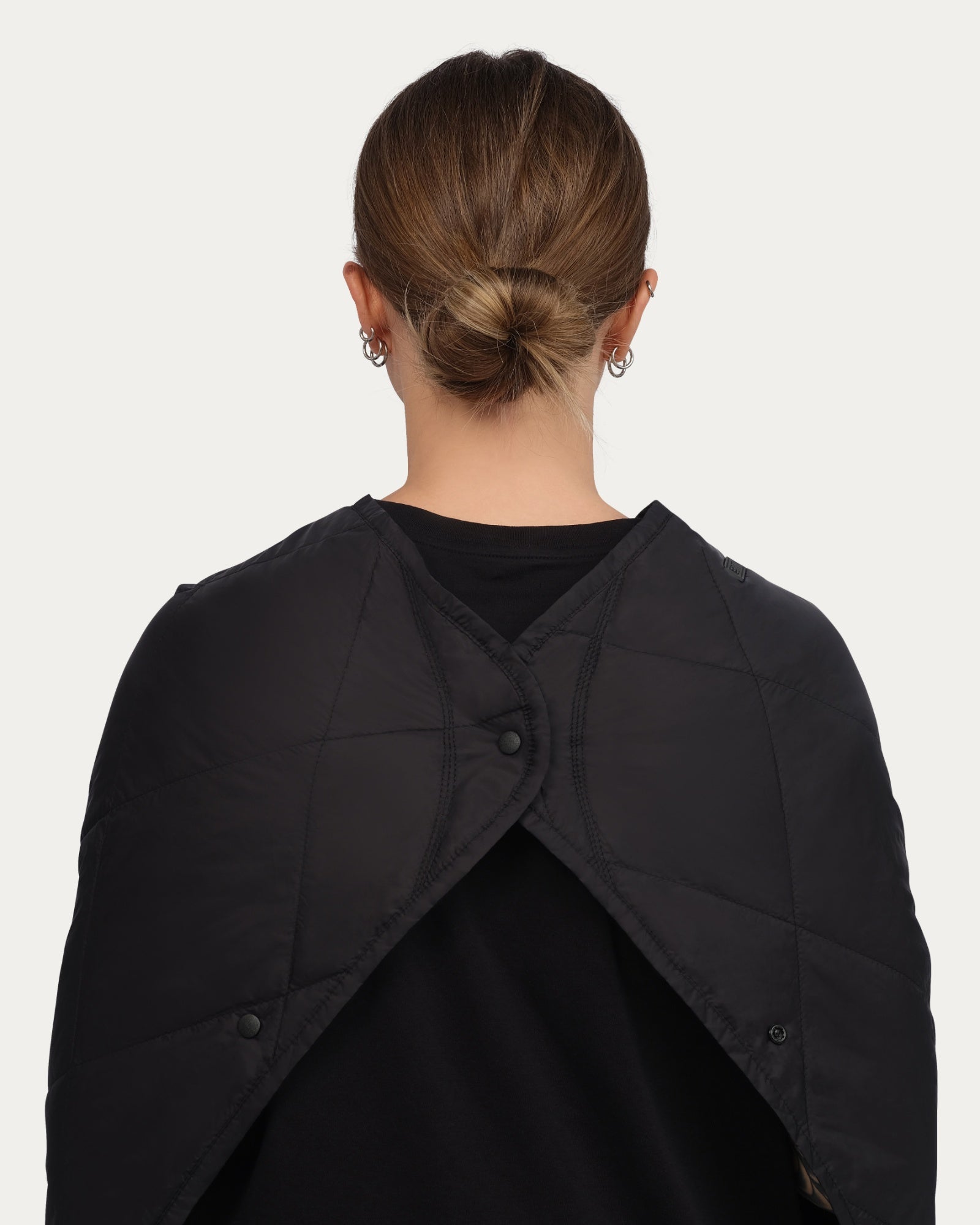 Layover™ Blanket Black - OVERLANDERS Outfitter