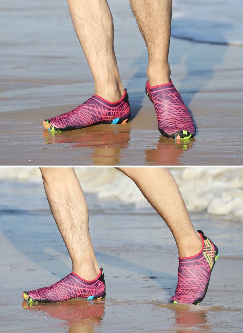 Stevvex men's barefoot outdoor water shoes with non-slip soles, quick-dry aqua sock-style shoes for beach, river, and water activities.