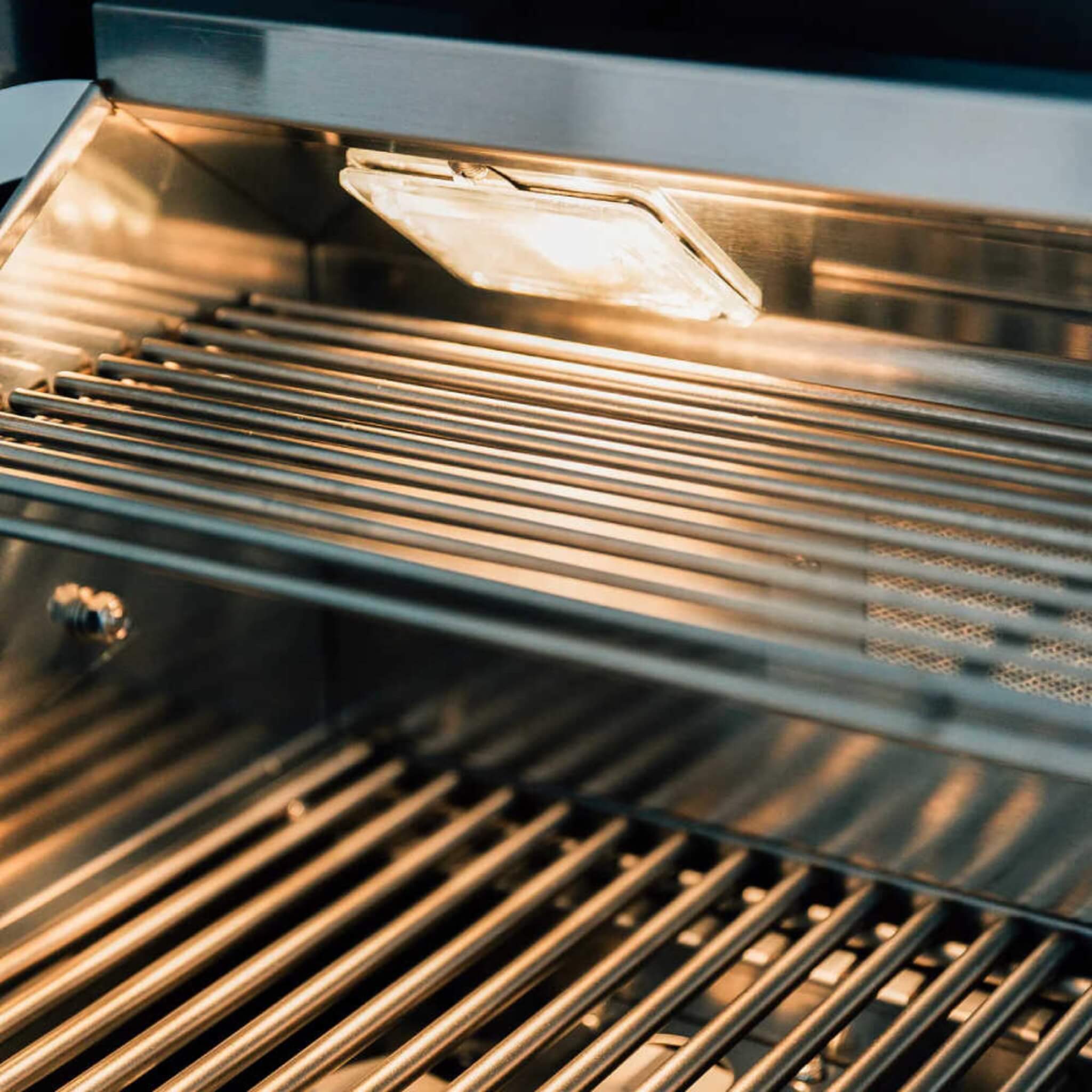 Summerset Sizzler Pro Premium Outdoor Built-In Gas Grill [SIZPRO] (SAK56324) - OVERLANDERS Outfitter