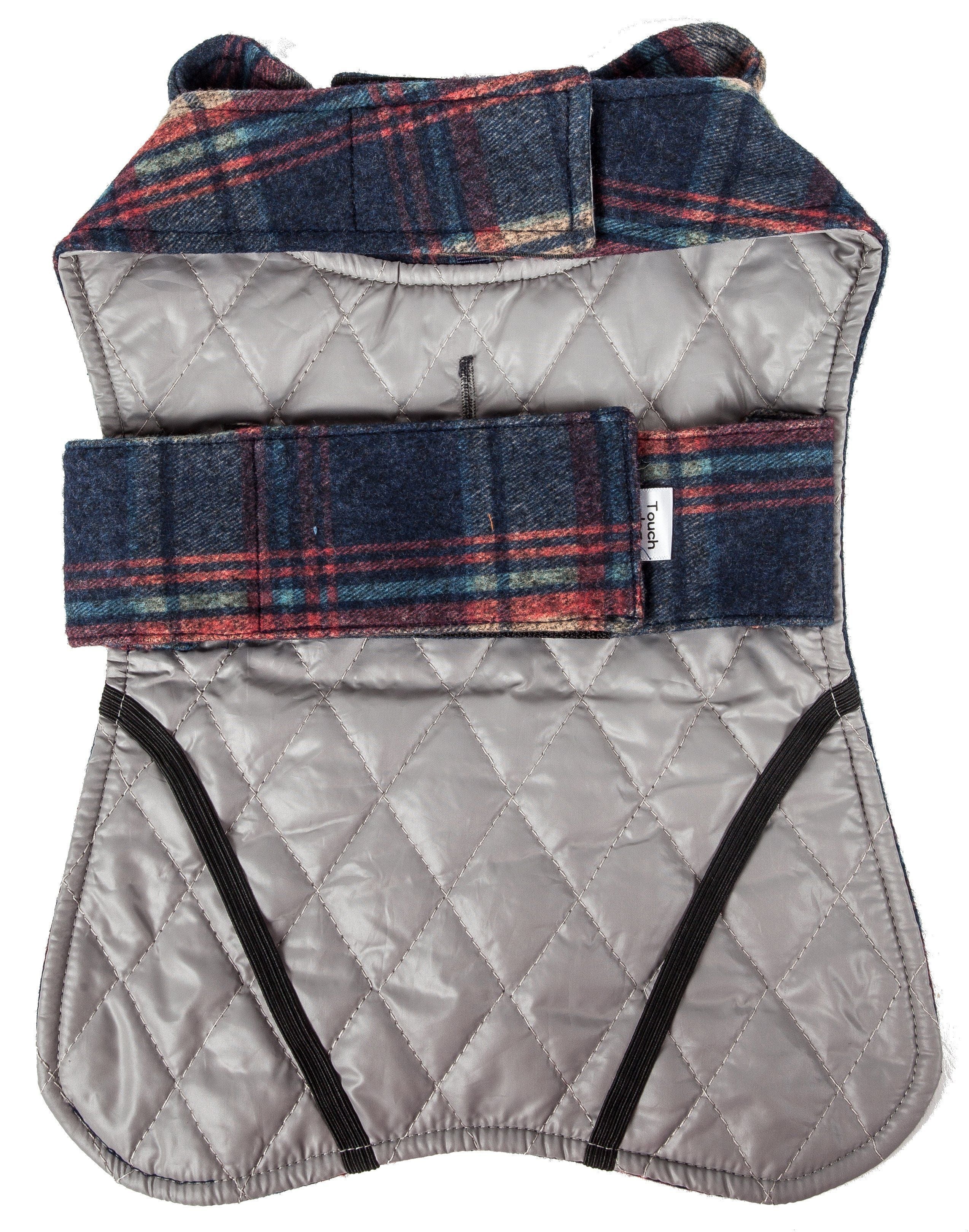 Touchdog ® 2-In-1 Tartan Plaid Dog Jacket and Matching Reversible Dog Mat - OVERLANDERS Outfitter
