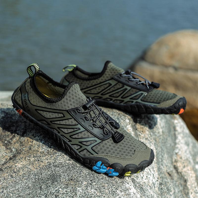 Unisex Stevvex Upstream swimming water shoes with non-slip soles, suitable for beach, river, and sea outdoor activities.