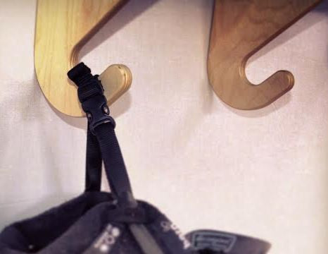 THE LIFTY snowboard wall rack - We The Collective