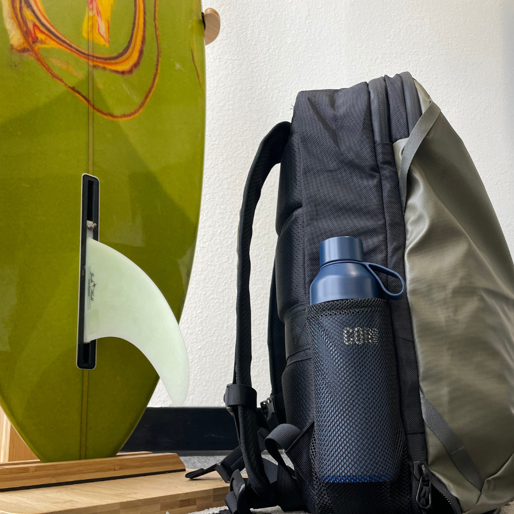COR Surf insulated Ocean Bottle water bottle holder for 17 or 34 oz. hot or cold water bottles, island hopper design.